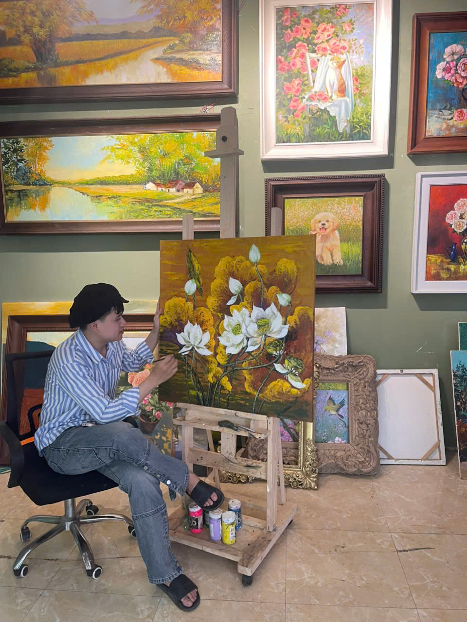 Vẽ tranh tại Mộc Khung