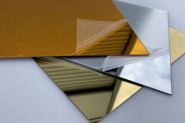 Khung Tráng Gương: Xu Hướng Trang Trí Hiện Đại & Cách Chọn Chuẩn Kích Thước