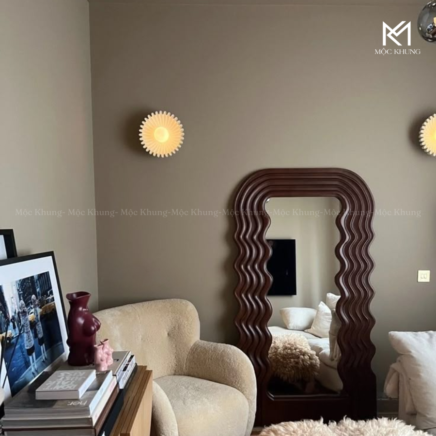 gương soi sóng biển