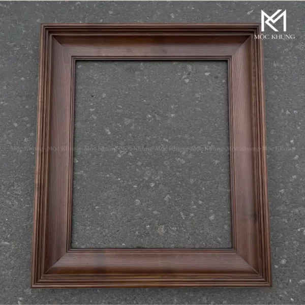 Khung gỗ trơn màu trầm